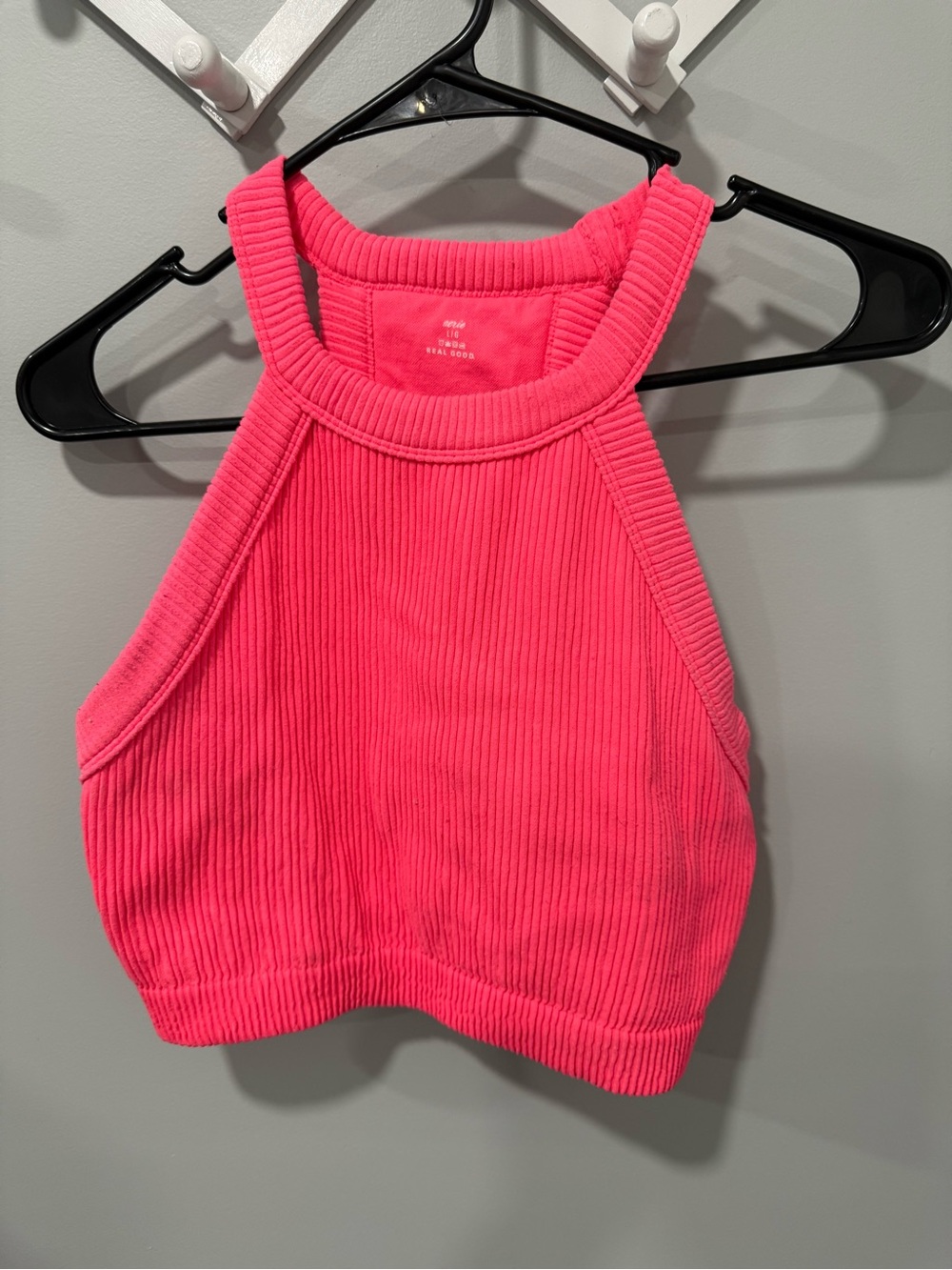 Cropped aerie tank size large